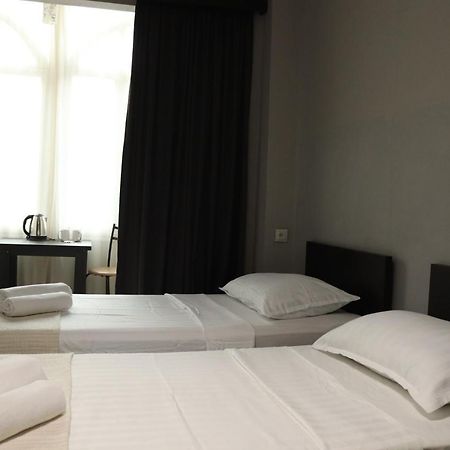 Erekle 8/10 Apartment Tbilisi Bagian luar foto