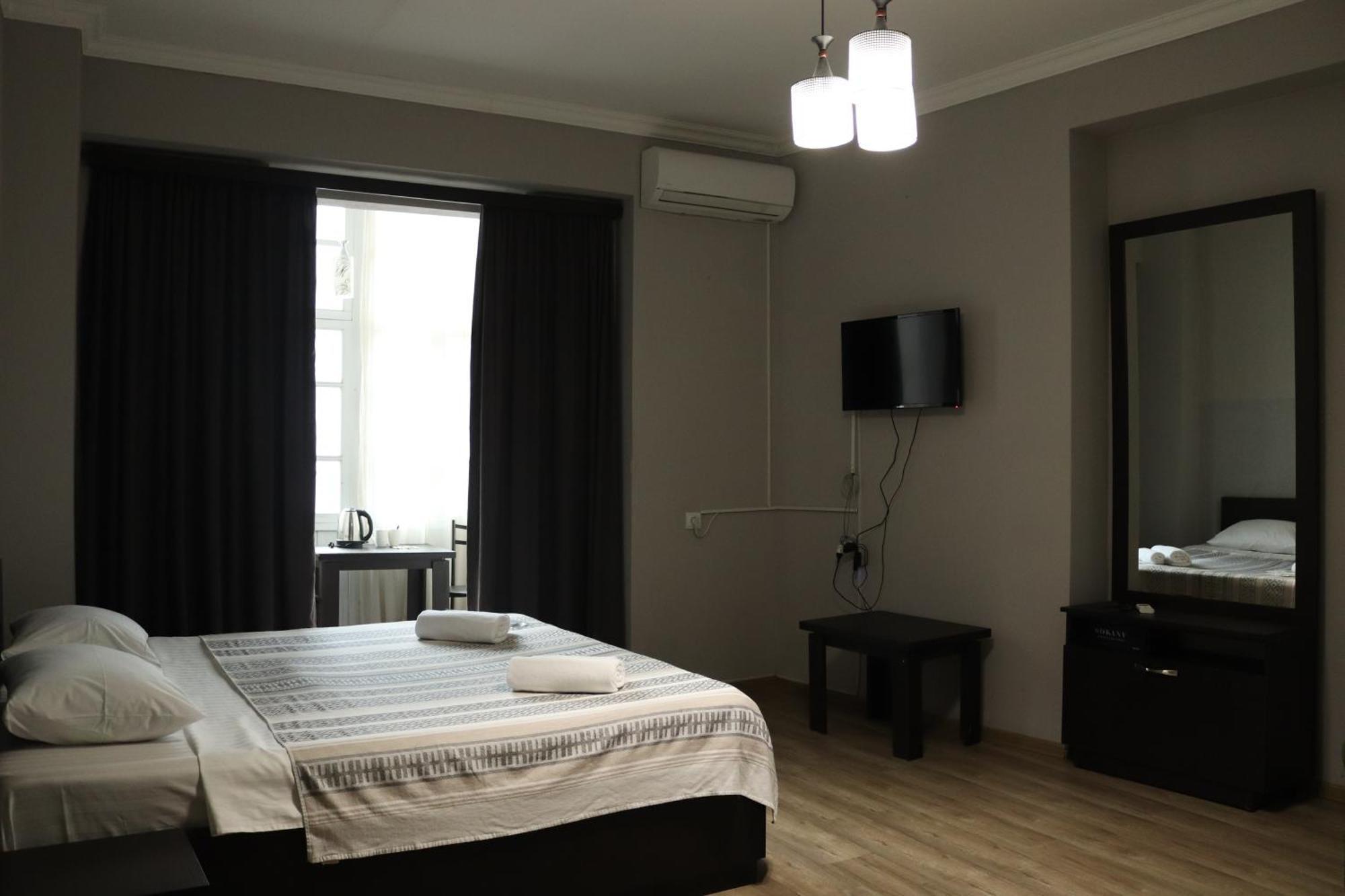 Erekle 8/10 Apartment Tbilisi Bagian luar foto